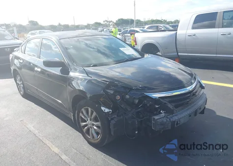 2015 Nissan Altima 2.5 S из США, поврежденный, VIN 1N4AL3AP3FC139884